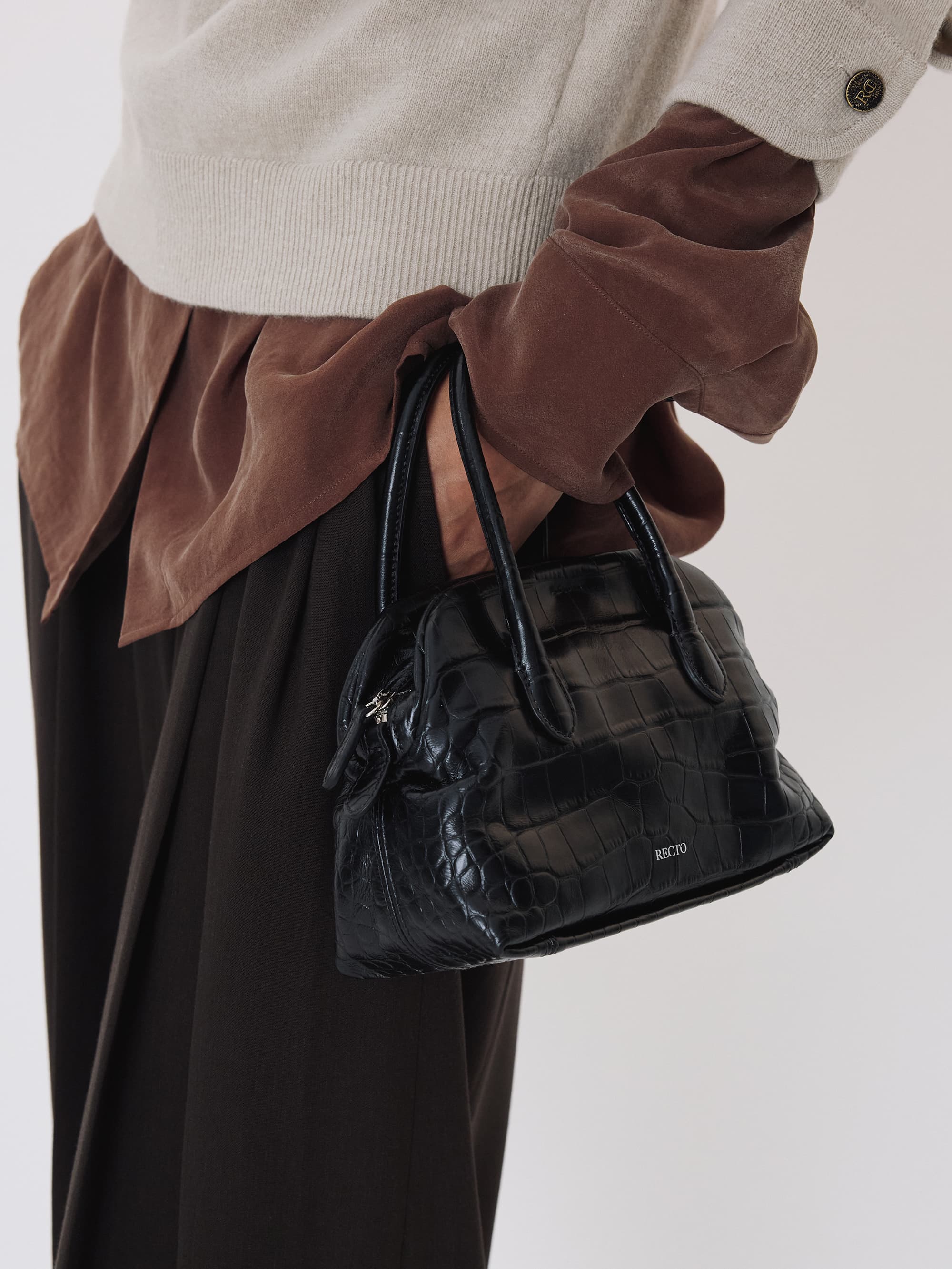 Singular bag collection